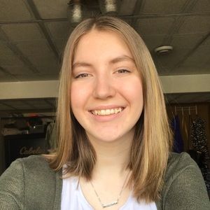 Meet your Posher, Amber